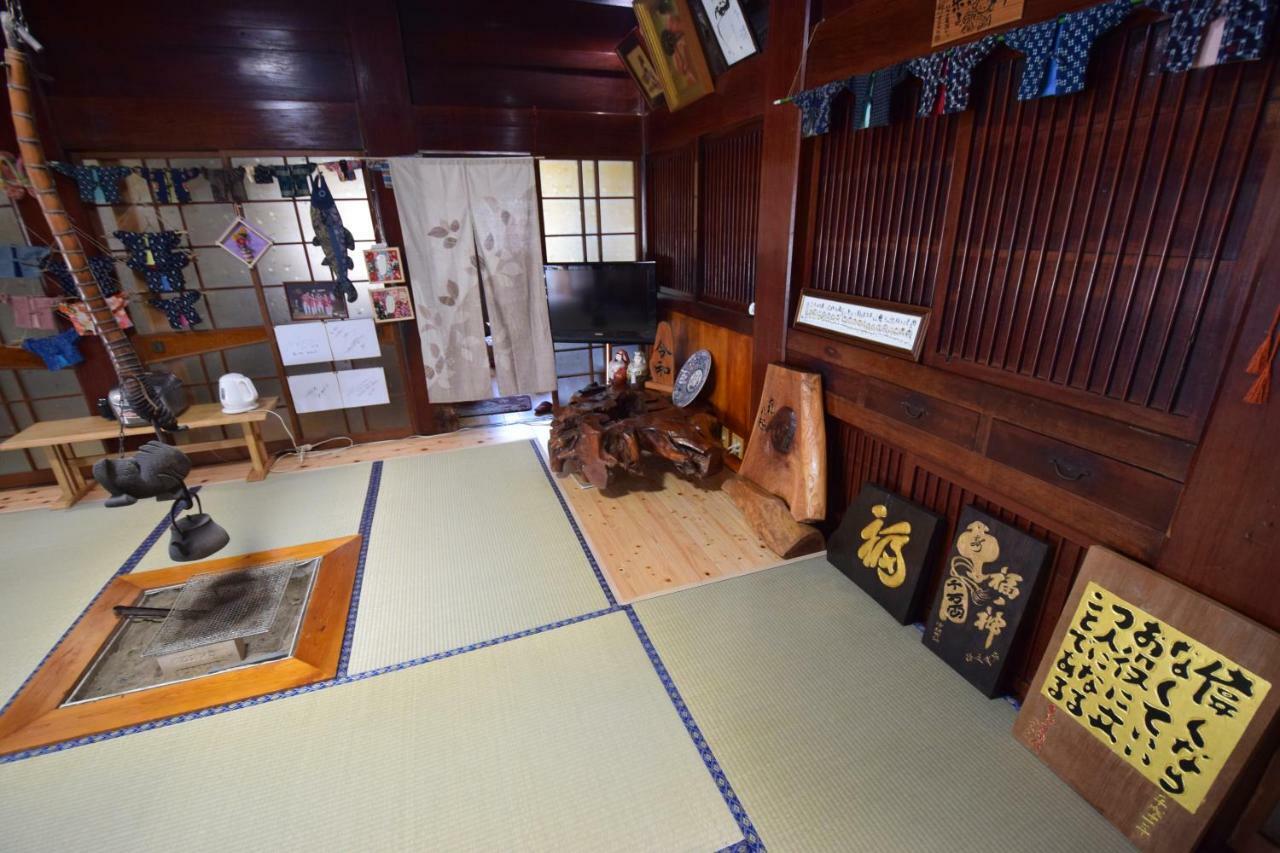 Minshuku Nishidomari Hotel Tsushima  Exterior photo